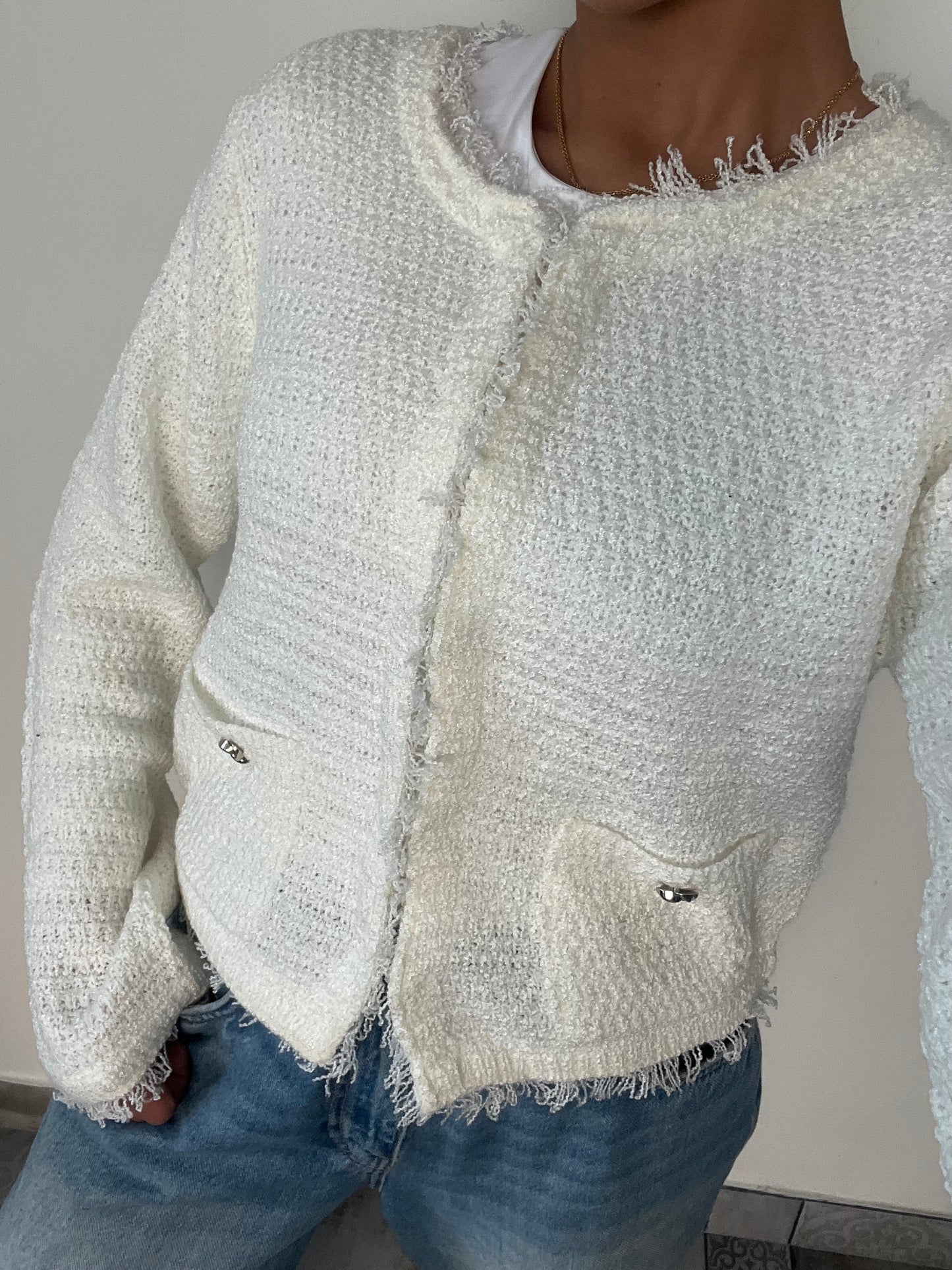 Cozy Woollen Sweater with Metallic Details WHITE