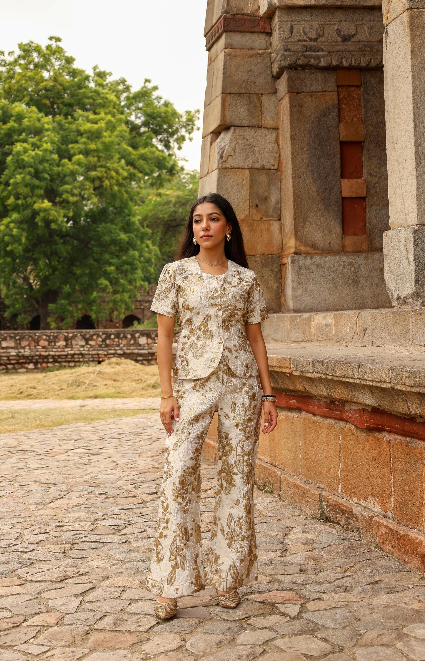 Textured Soft Foil Jacquard SET