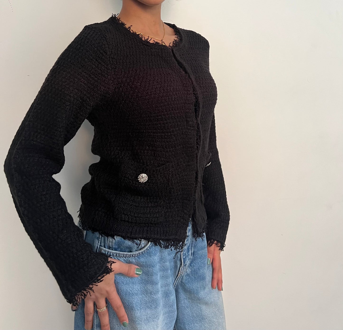 Cozy Woollen Sweater with Metallic Details BLACK